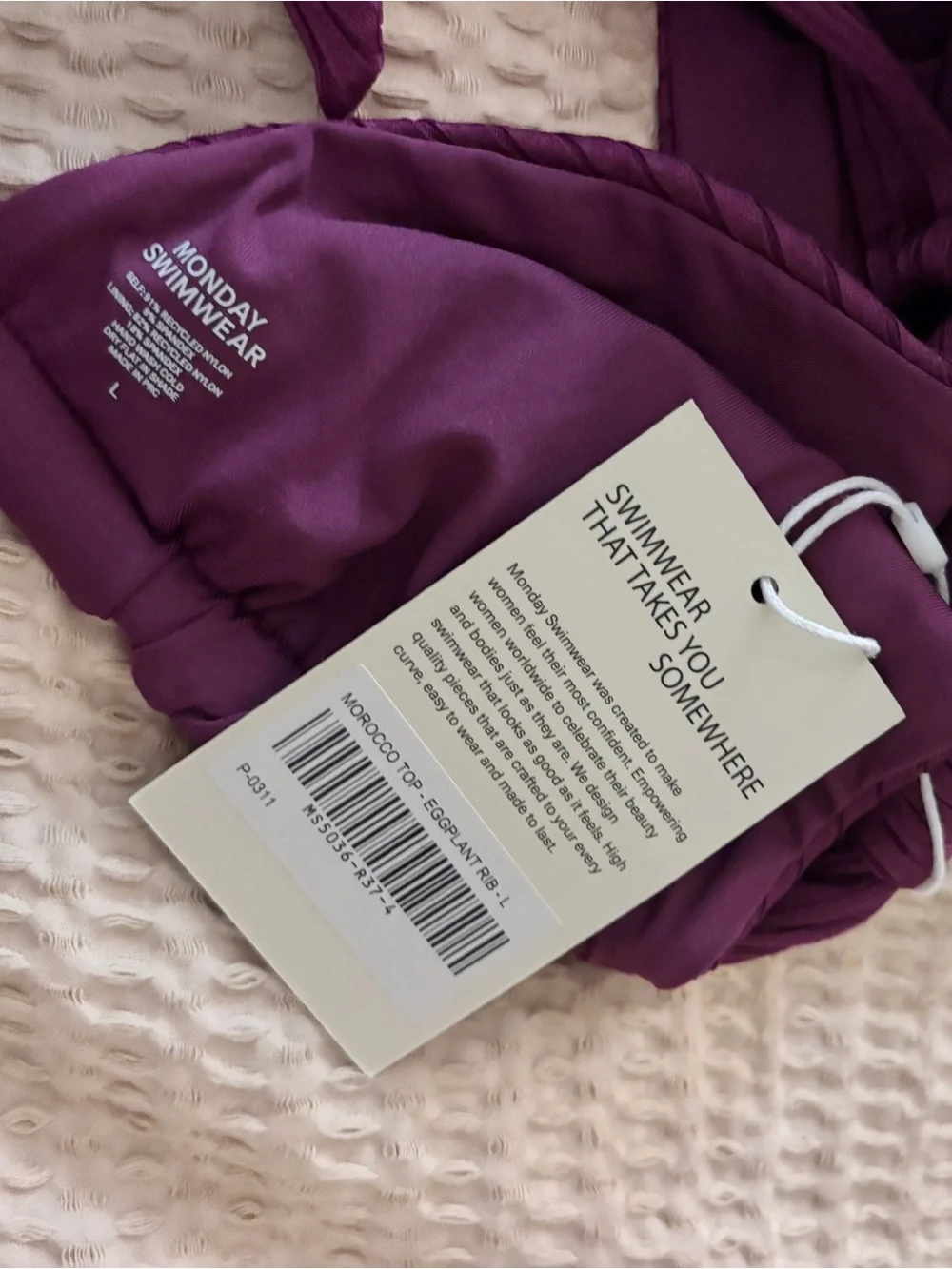 NWT Monday Swimwear Scoop Bikini Top